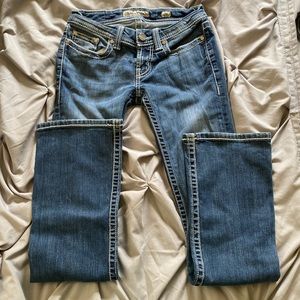 NWOT buckle jeans